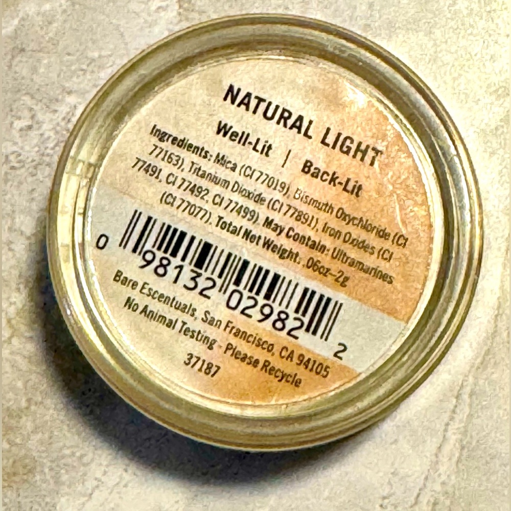i.d. BareMinerals Natural Light Well-Lit Back-Lit .06oz SEALED